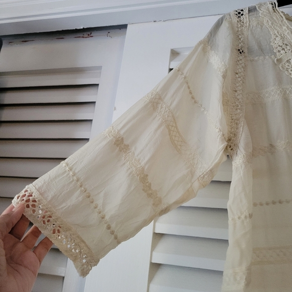 Johnny was  100% Cupra Rayon top blouse. - Picture 6 of 11